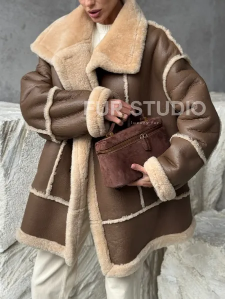 Коричневая женская дубленка - фото 4