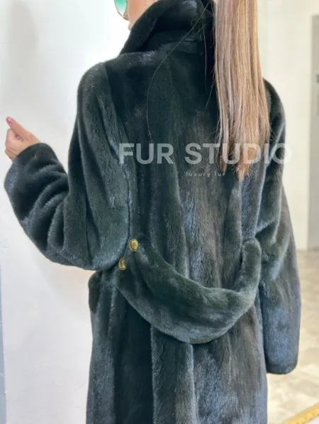 Элегантное пальто из плюшевой норки VELVET - цвет черно-зеленый - фото 1
