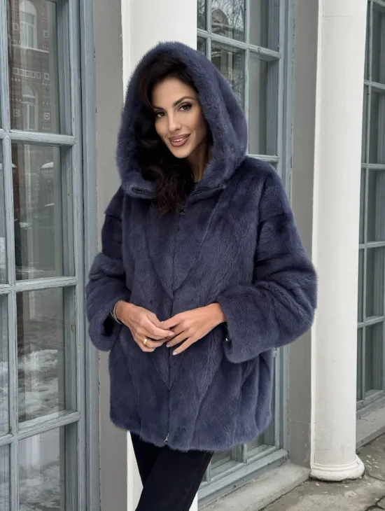 Меховая курточка - бомбер из аукционной норки с капюшоном - фото 11