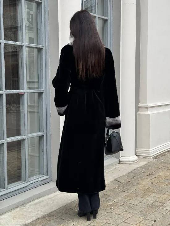 Шуба из стриженой норки с отделкой под шиншиллу - фото 4