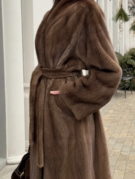 Натуральная шуба пастель из скандинавской норки SAGA FURS SUPERIOR - фото 1