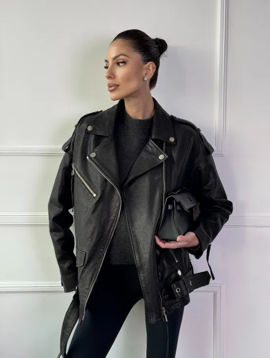 Классическая женская байкерская куртка - косуха из натуральной черной кожи Jumbo - фото 0