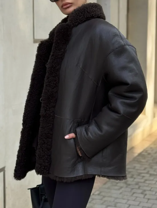 Двусторонняя коричневая дубленка из овчины - фото 3