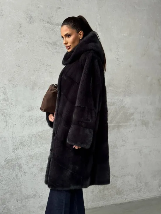 Норковая женская шуба с капюшоном - фото 8