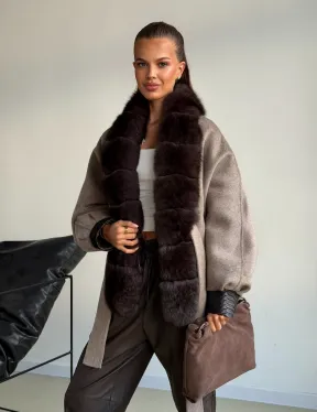 Пальто с мехом финского песца - фото 13