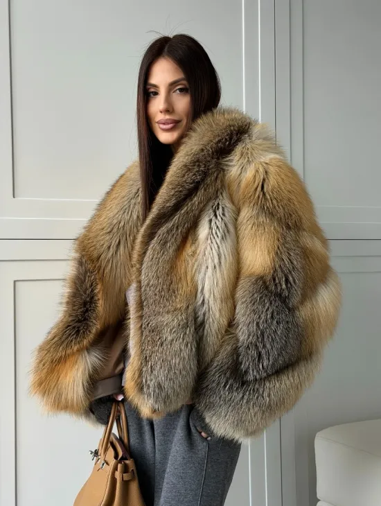 Женская шуба из лисьего меха Golden Edged Fox - фото 0